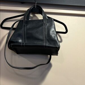 Kenneth Cole New York Black Leather Shoulder Bag with tan Stitching